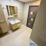 Apartment Gorgeous Luxury By Managr Brasov