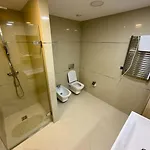 Gorgeous Luxury By Managr Apartment *