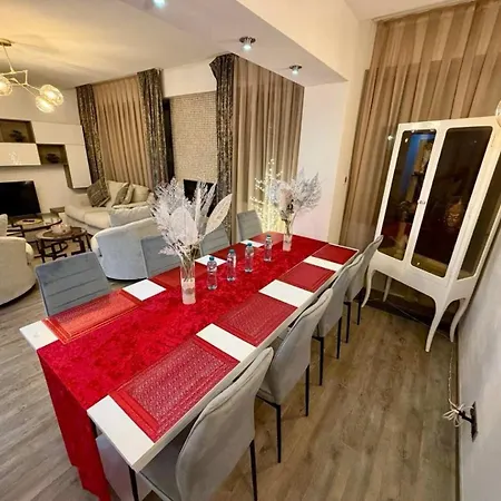 Gorgeous Luxury By Managr Apartment Brasov
