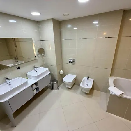 Gorgeous Luxury By Managr Apartment *