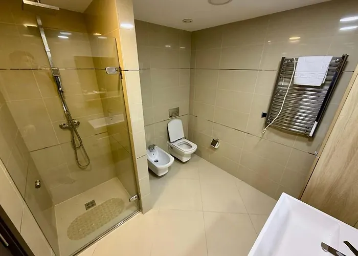 Gorgeous Luxury By Managr